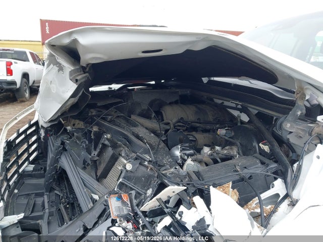 12612228 :رقم المزاد ، 1GNSKJKC2KR337498 vin ، 2019 Chevrolet Suburban Premier مزاد بيع