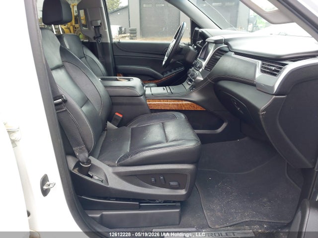 12612228 :رقم المزاد ، 1GNSKJKC2KR337498 vin ، 2019 Chevrolet Suburban Premier مزاد بيع