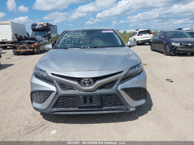 4T1G11AK5NU630755 Toyota CAMRY SE