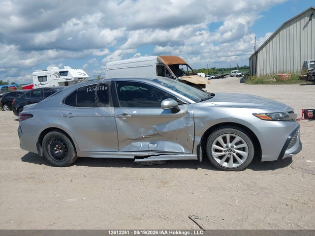 4T1G11AK5NU630755 Toyota CAMRY SE