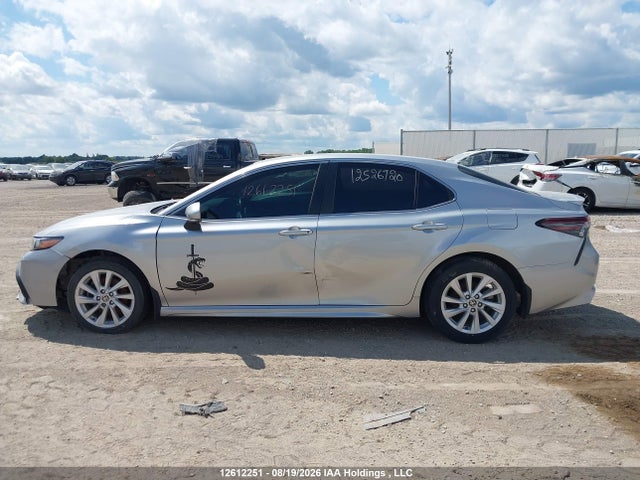 4T1G11AK5NU630755 Toyota CAMRY SE