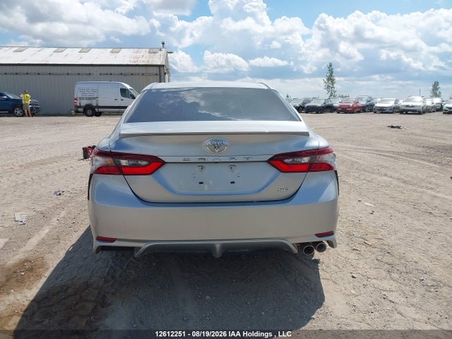 4T1G11AK5NU630755 Toyota CAMRY SE