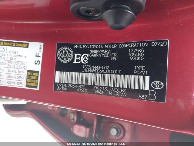 12612252 :رقم المزاد ، JTDBAMDE6MJ010017 vin ، 2021 Toyota Corolla Hybrid Base W/li Battery مزاد بيع
