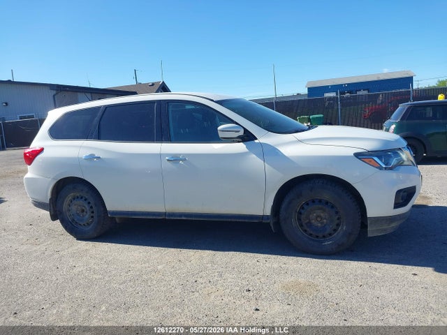 12612270 :رقم المزاد ، 5N1DR2MN6HC908855 vin ، 2017 Nissan Pathfinder S مزاد بيع