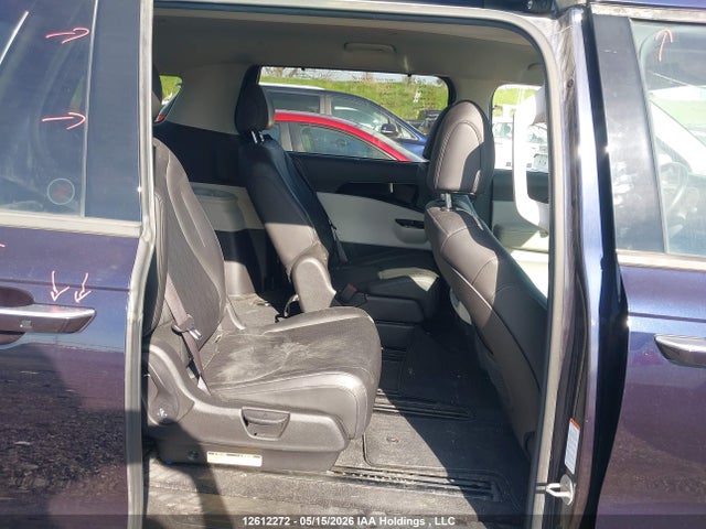 KNDNC5H32N6060858 KIA Carnival Ex