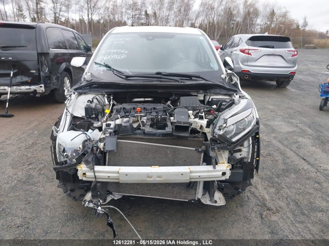 3CZRU6H36NM103497 Honda HR-V LX