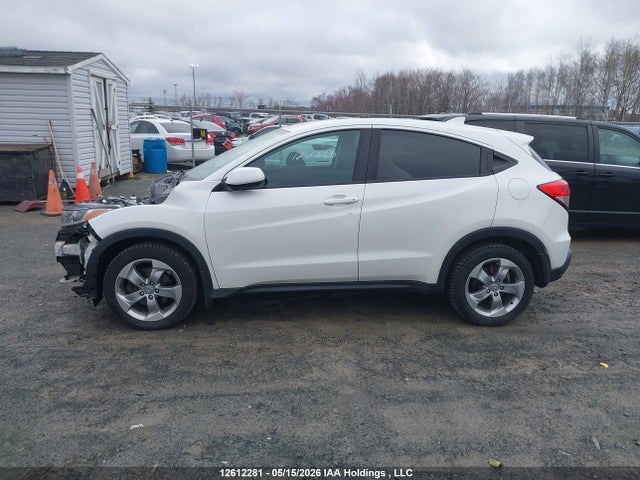 3CZRU6H36NM103497 Honda HR-V LX
