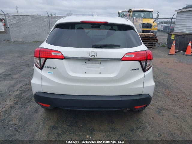 3CZRU6H36NM103497 Honda HR-V LX