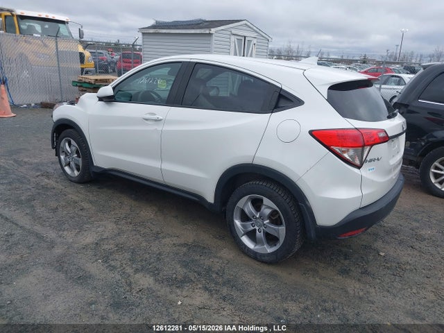3CZRU6H36NM103497 Honda HR-V LX