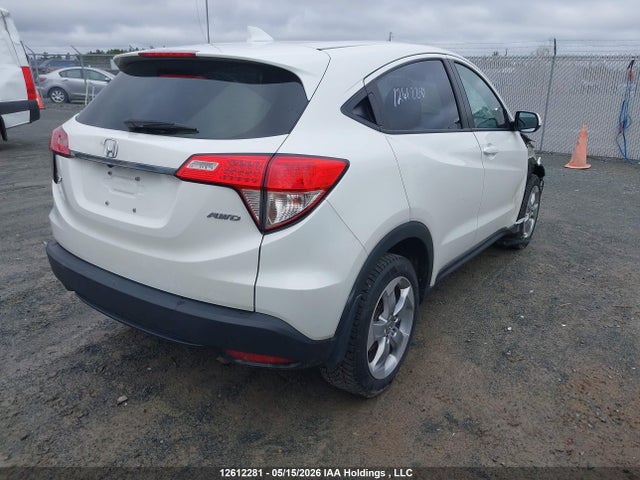 3CZRU6H36NM103497 Honda HR-V LX