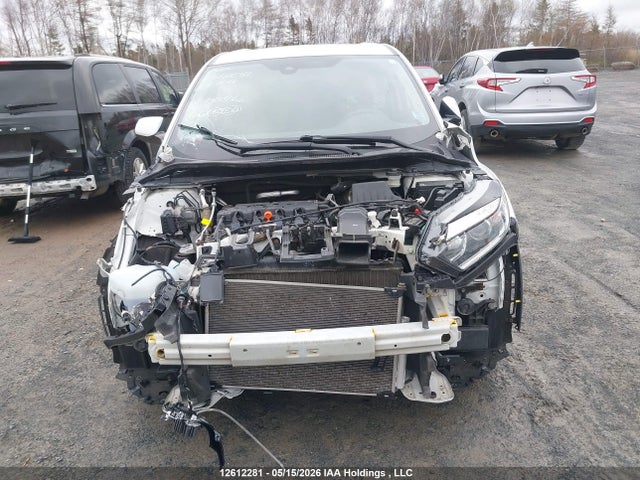 3CZRU6H36NM103497 Honda HR-V LX