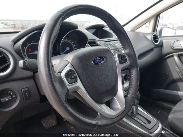 3FADP4EJ4GM106101 Ford FIESTA SE