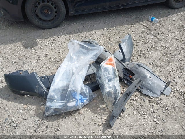 12612298 :رقم المزاد ، 5J6RE4H76AL818344 vin ، 2010 Honda Cr-v Exl مزاد بيع