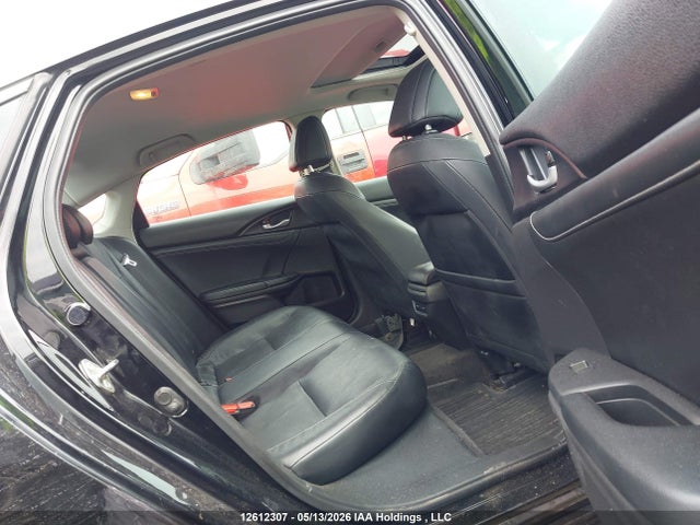 Honda Insight Touring 2019 19XZE4F75KE400103 Image 8