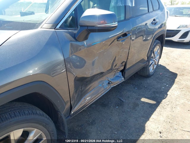 Aukcja sprzedaży 2021 Toyota Rav4 Xle/xle Premium, vin: 2T3R1RFV1MC204840, numer aukcji: 12612315