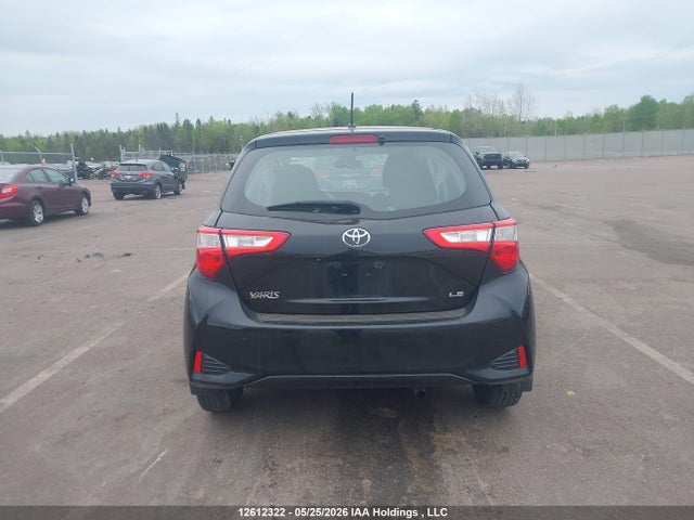 2018 Toyota Yaris Le მანქანა იყიდება აუქციონზე, vin: VNKKTUD31JA094159, აუქციონის ნომერი: 12612322
