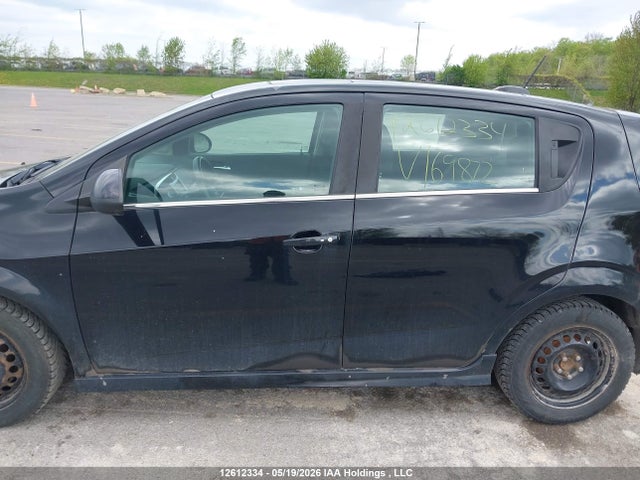 1G1JD6SB1H4169872 Chevrolet SONIC LT