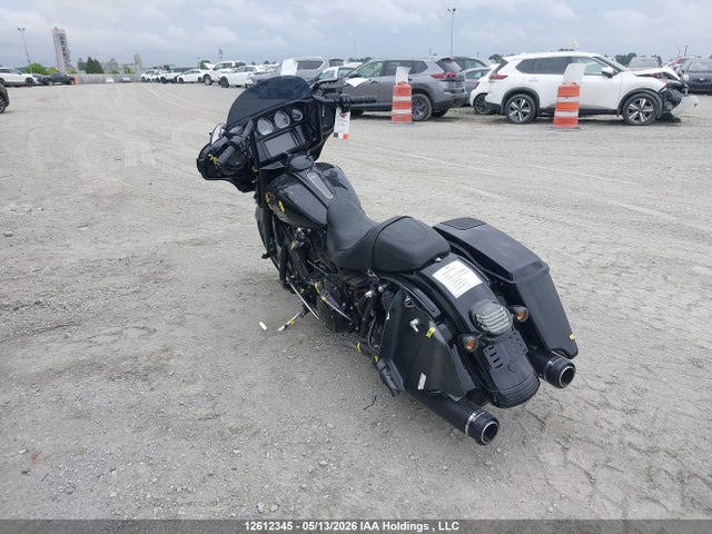 5HD1KRCA6JB675937 Harley-Davidson Flhxs Street Glide Special
