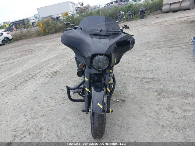 5HD1KRCA6JB675937 Harley-Davidson Flhxs Street Glide Special