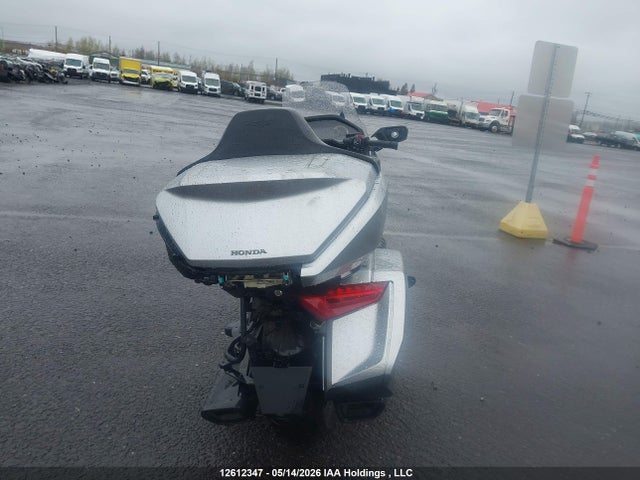 JH2SC7981SK700058 Honda Gl1800 D
