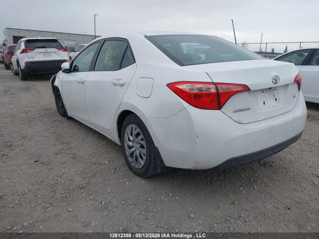 12612358 :رقم المزاد ، 2T1BURHE6JC111306 vin ، 2018 Toyota Corolla L/le/xle/se/xse مزاد بيع