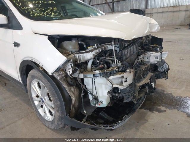 1FMCU9GD3HUB69539 Ford ESCAPE SE