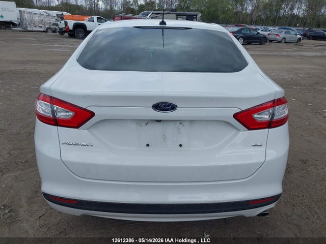 12612386 :رقم المزاد ، 3FA6P0H73FR259927 vin ، 2015 Ford Fusion Se مزاد بيع