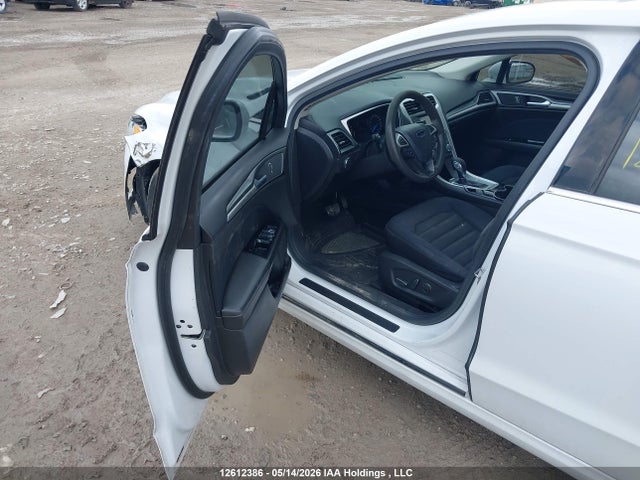 3FA6P0H73FR259927 Ford FUSION SE