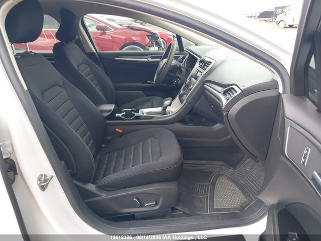 12612386 :رقم المزاد ، 3FA6P0H73FR259927 vin ، 2015 Ford Fusion Se مزاد بيع
