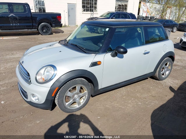 2011 Mini Cooper მანქანა იყიდება აუქციონზე, vin: WMWSU3C50BT252464, აუქციონის ნომერი: 12612387