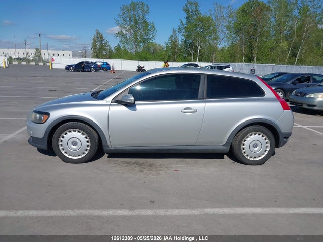 Aukcja sprzedaży 2010 Volvo C30 2.4i, vin: YV1382MK6A2179139, numer aukcji: 12612389