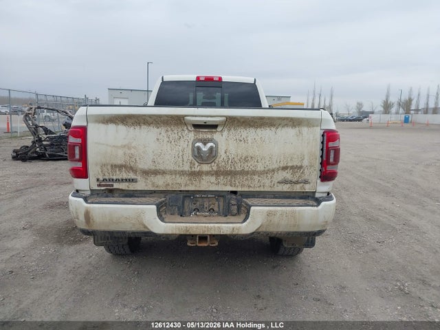 12612430 :رقم المزاد ، 3C6UR5KL9NG124032 vin ، 2022 Ram 2500 Laramie مزاد بيع