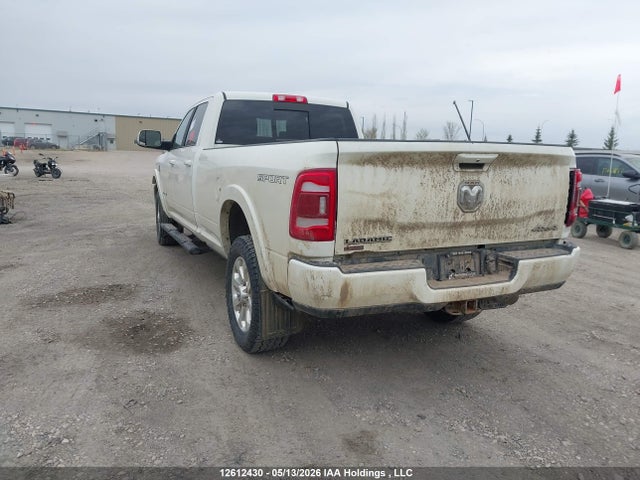 RAM 2500 Laramie 2022 3C6UR5KL9NG124032 Image 3