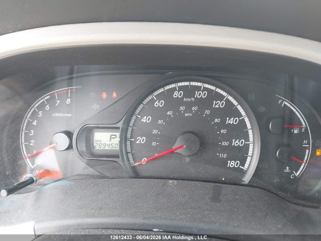 2011 Toyota Sienna V6 7 Passenger მანქანა იყიდება აუქციონზე, vin: 5TDZK3DC1BS144499, აუქციონის ნომერი: 12612433