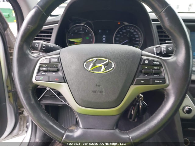 Продажа на аукционе авто 2018 Hyundai Elantra Gl, vin: KMHD84LF0JU708823, номер лота: 12612434