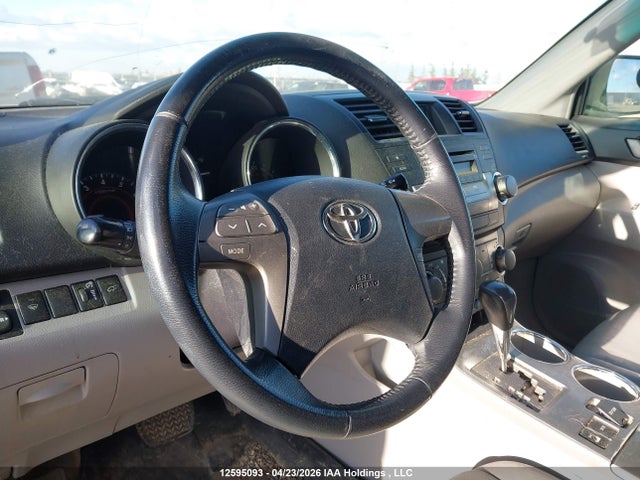 12595093 :رقم المزاد ، JTEES44A092144106 vin ، 2009 Toyota Highlander V6 مزاد بيع