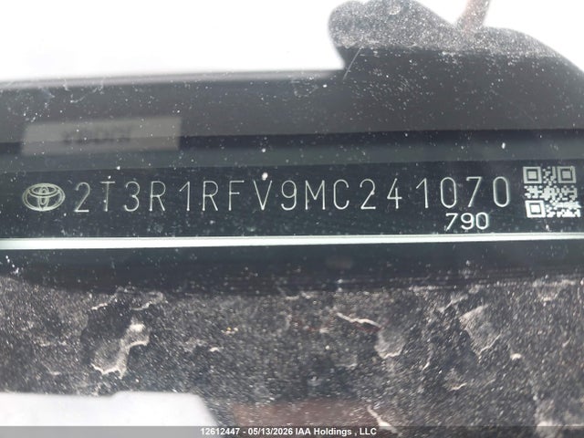 2021 Toyota Rav4 Xle მანქანა იყიდება აუქციონზე, vin: 2T3R1RFV9MC241070, აუქციონის ნომერი: 12612447
