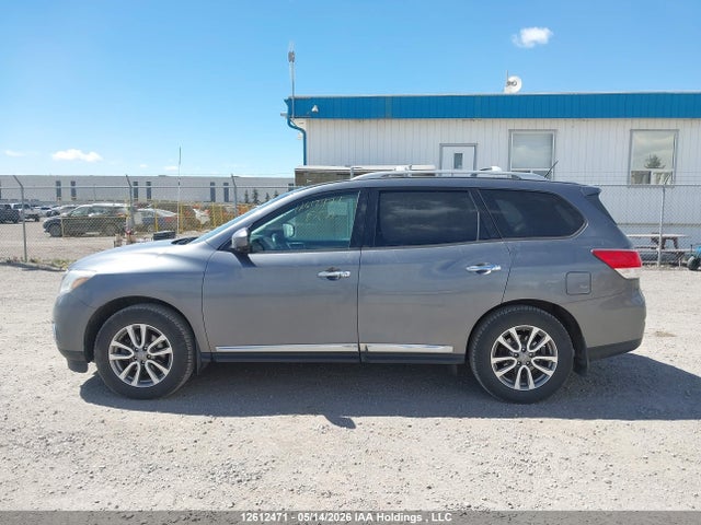 Продажа на аукционе авто 2016 Nissan Pathfinder S/sv/sl/platinum, vin: 5N1AR2MM3GC656538, номер лота: 12612471