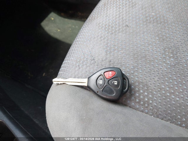 2010 Toyota Corolla Matrix მანქანა იყიდება აუქციონზე, vin: 2T1KU4EE9AC255052, აუქციონის ნომერი: 12612477