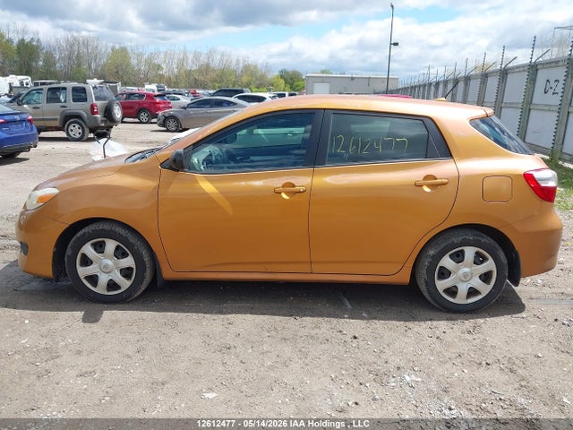 2010 Toyota Corolla Matrix მანქანა იყიდება აუქციონზე, vin: 2T1KU4EE9AC255052, აუქციონის ნომერი: 12612477