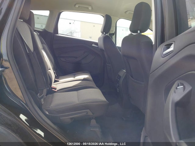 Продажа на аукционе авто 2019 Ford Escape Se, vin: 1FMCU9GD6KUB71616, номер лота: 12612500