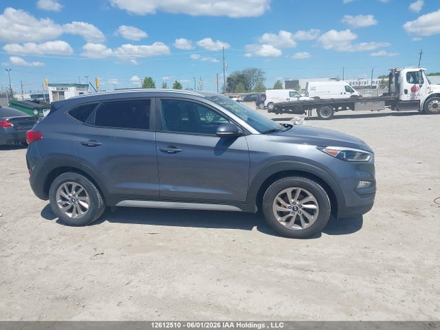 KM8J3CA49HU448476 Hyundai Tucson Premium