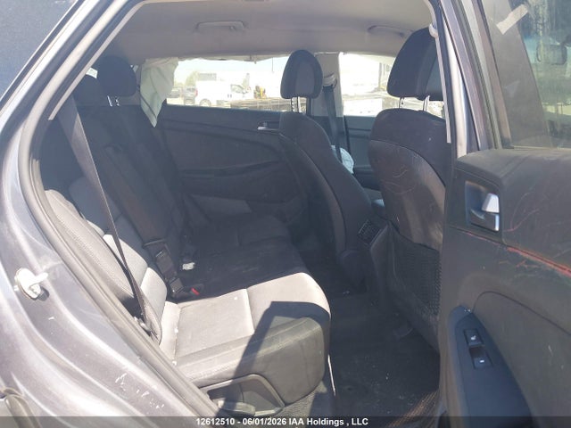 KM8J3CA49HU448476 Hyundai Tucson Premium