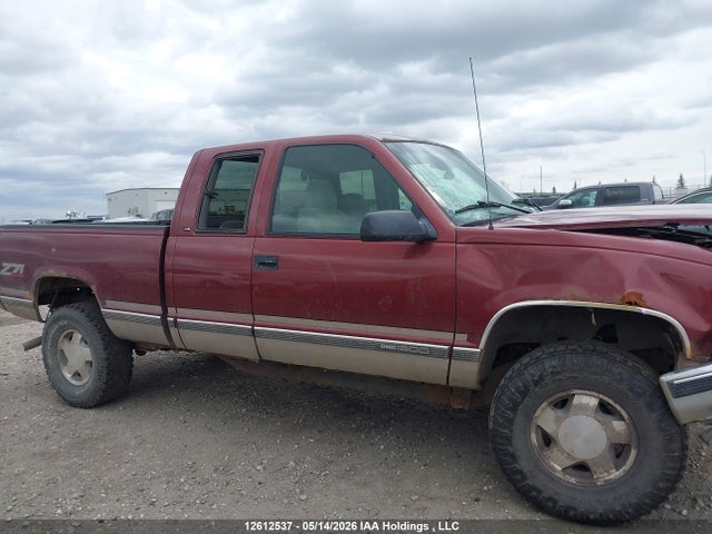 1998 Gmc Sierra K1500 მანქანა იყიდება აუქციონზე, vin: 2GTEK19R7W1562109, აუქციონის ნომერი: 12612537