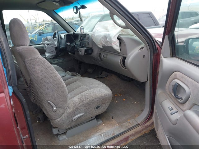 1998 Gmc Sierra K1500 მანქანა იყიდება აუქციონზე, vin: 2GTEK19R7W1562109, აუქციონის ნომერი: 12612537