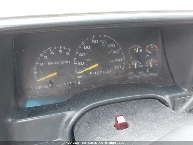 1998 Gmc Sierra K1500 მანქანა იყიდება აუქციონზე, vin: 2GTEK19R7W1562109, აუქციონის ნომერი: 12612537