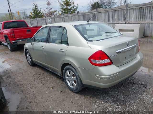 2007 Nissan Versa 1.8s მანქანა იყიდება აუქციონზე, vin: 3N1BC11E47L427097, აუქციონის ნომერი: 12612561