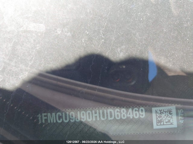 Продаж на аукціоні авто 2017 Ford Escape Titanium, vin: 1FMCU9J90HUD68469, номер лоту: 12612567