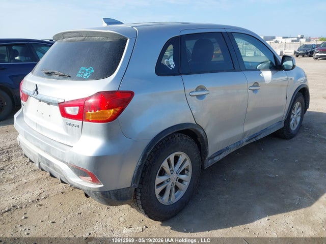 JA4AJ3AU0KU602522 Mitsubishi RVR SE
