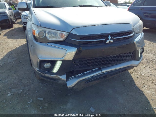 JA4AJ3AU0KU602522 Mitsubishi RVR SE